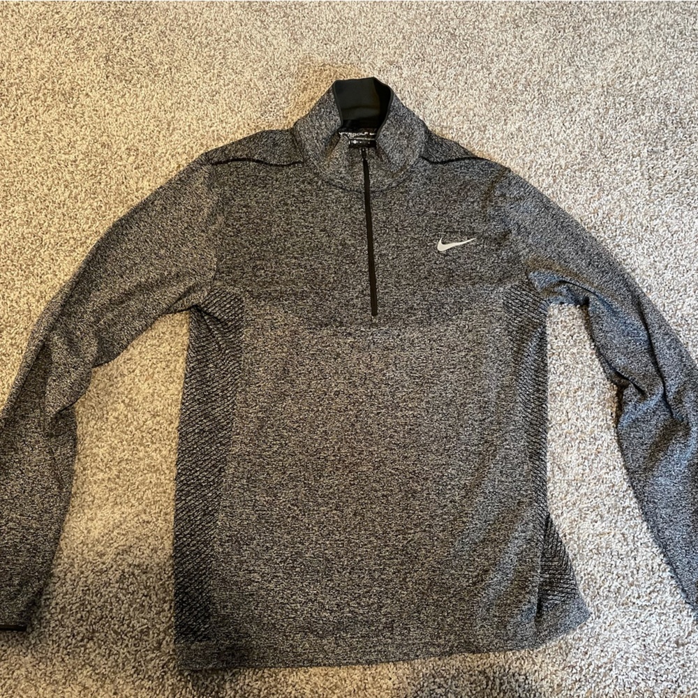 Nike golf modern fit grey 1/4 zip top - men’s